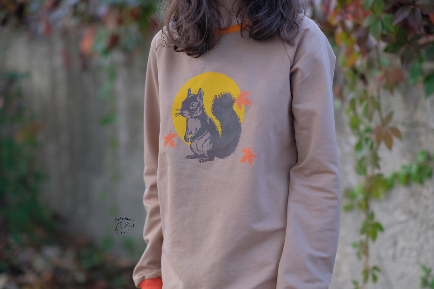 Scalable Squirrel Stencil & Cut File