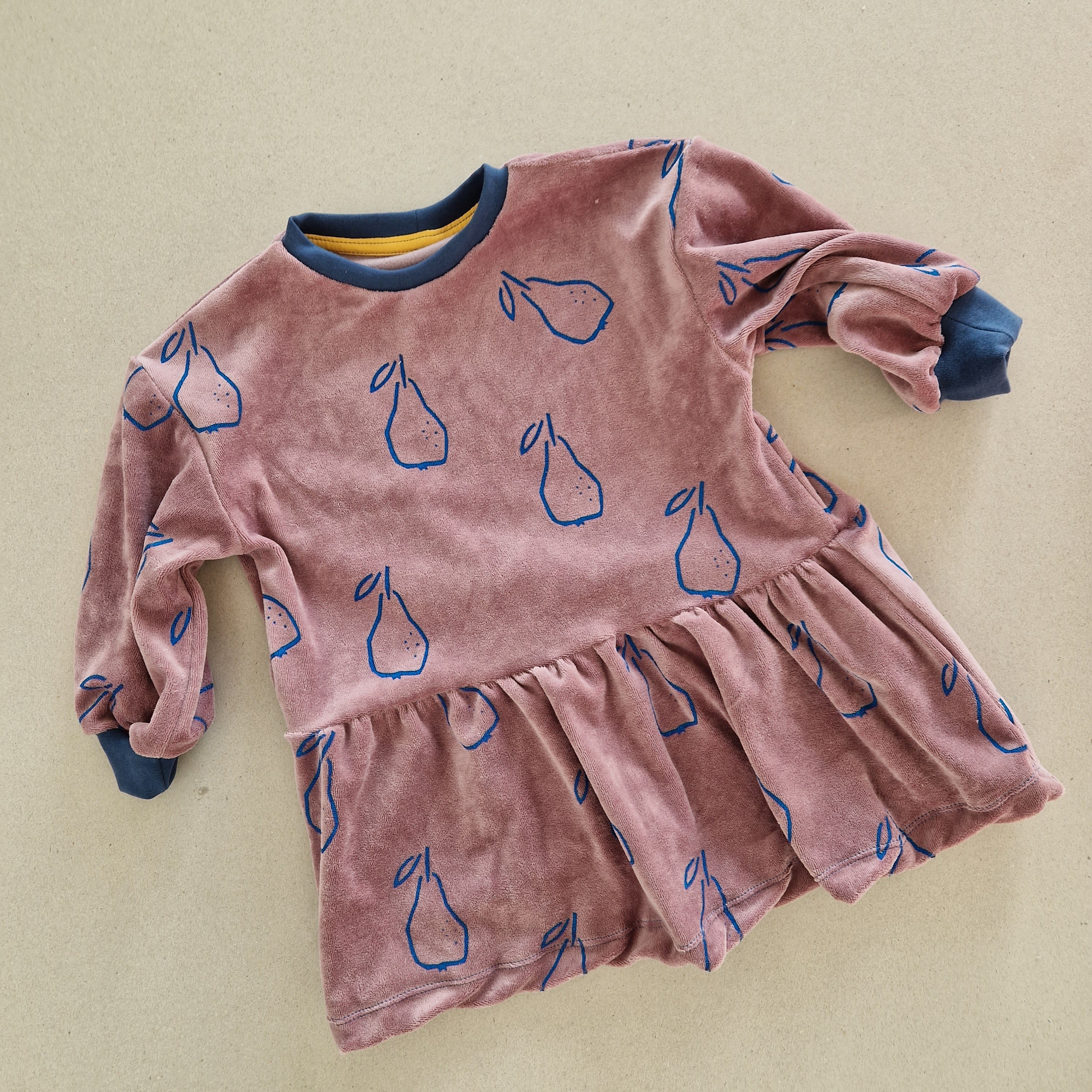 Dress with pear print