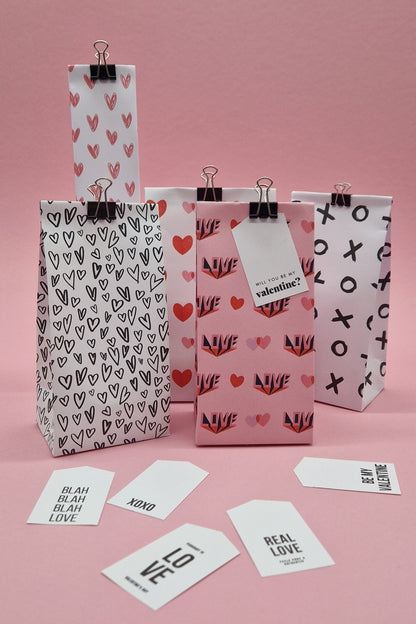 Love & Hearts - Geschenktüten-Vorlage