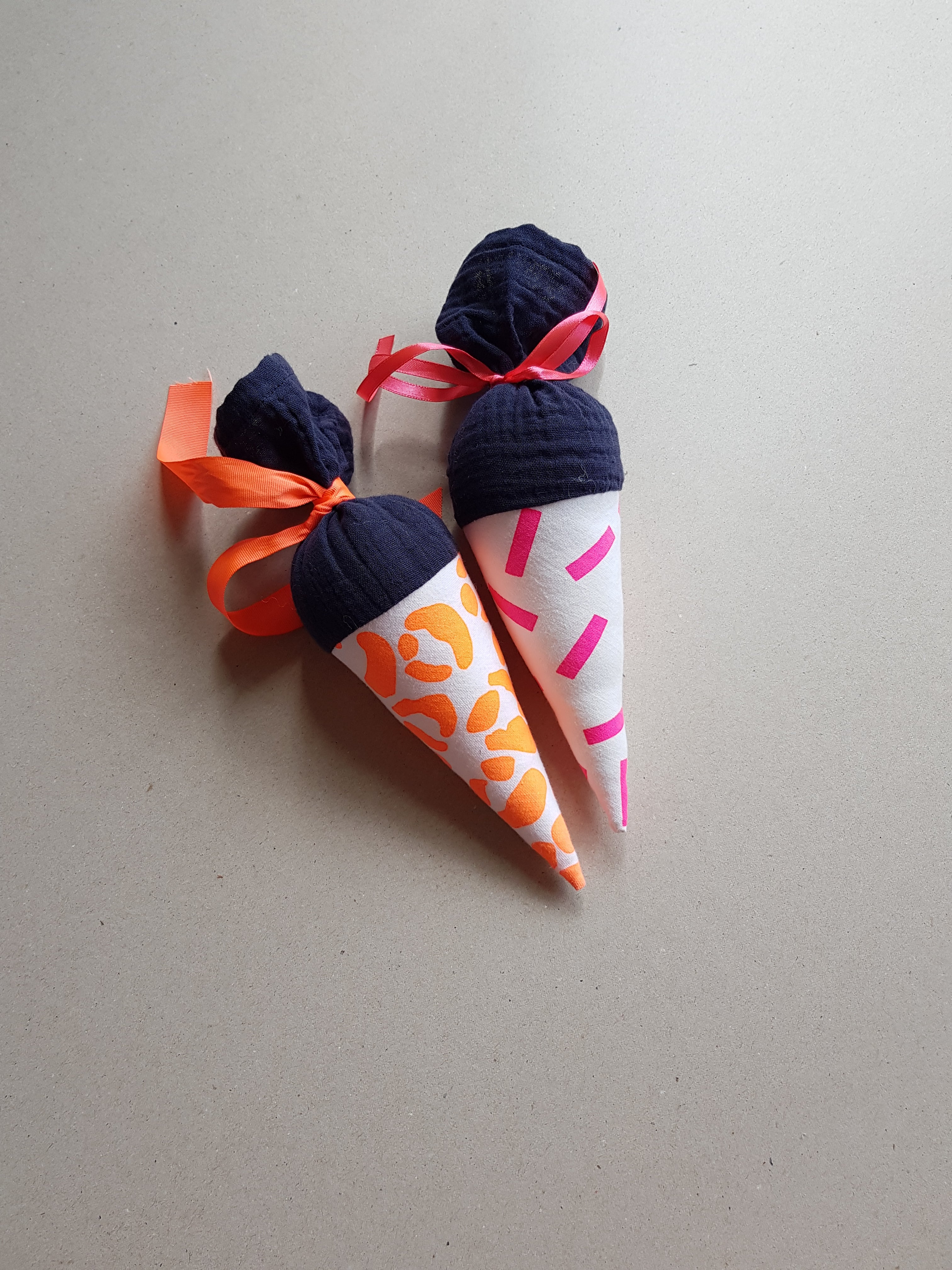 Leo - Mini-Schultüte - Stencil & Cut File