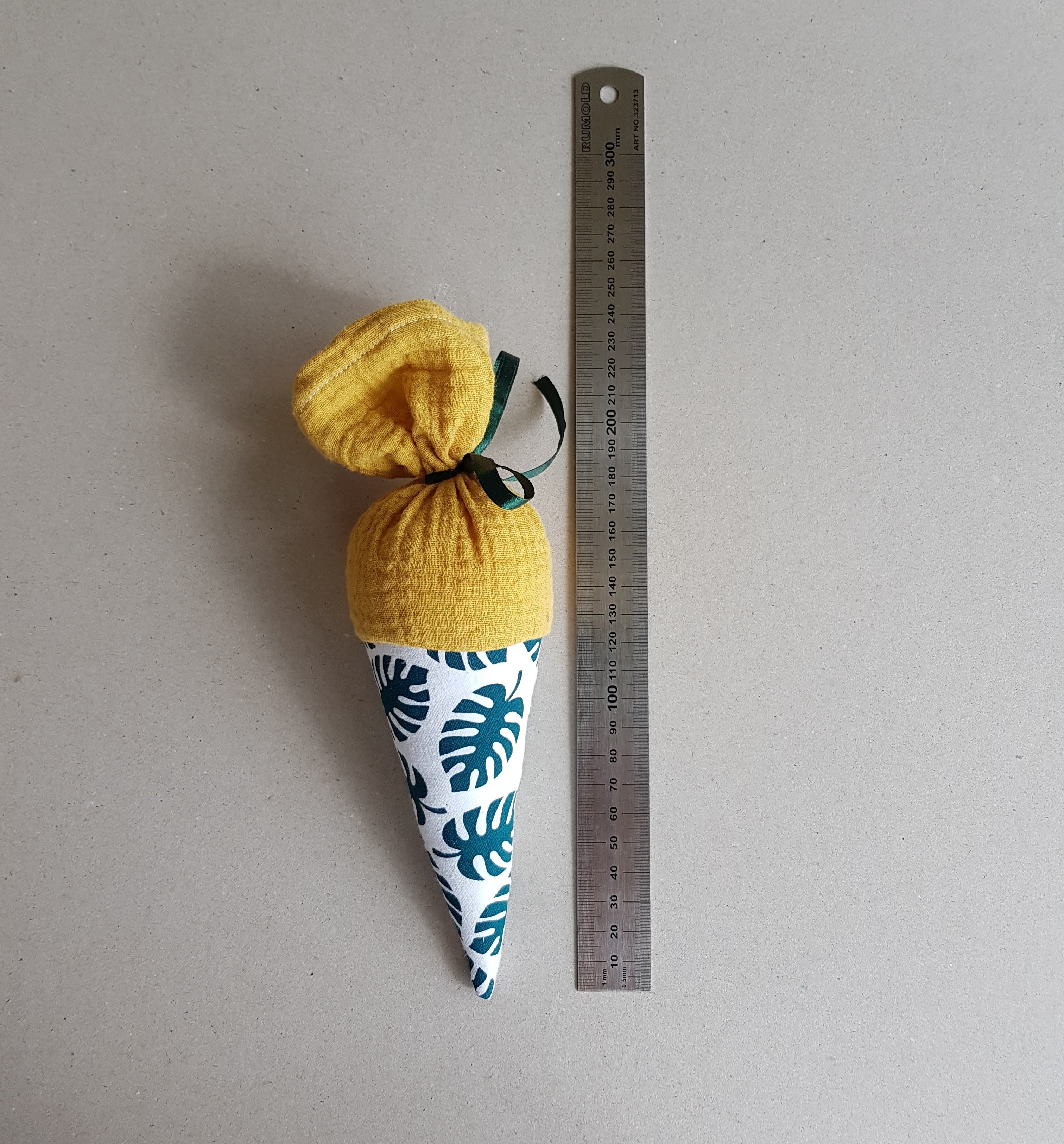 Pencil - Mini-Schultüte - Stencil & Cut File